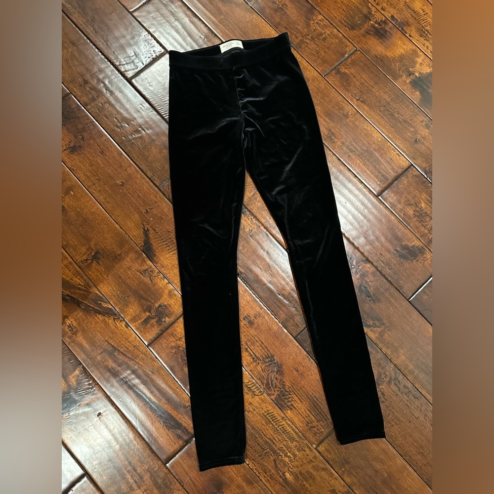 USED ABERCROBIE &Fitch velvet legging